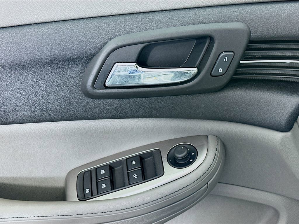 Used 2015 Chevrolet Malibu LS image 14