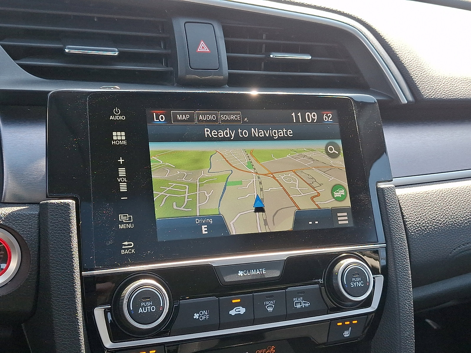 Used 2018 Honda Civic Touring image 16