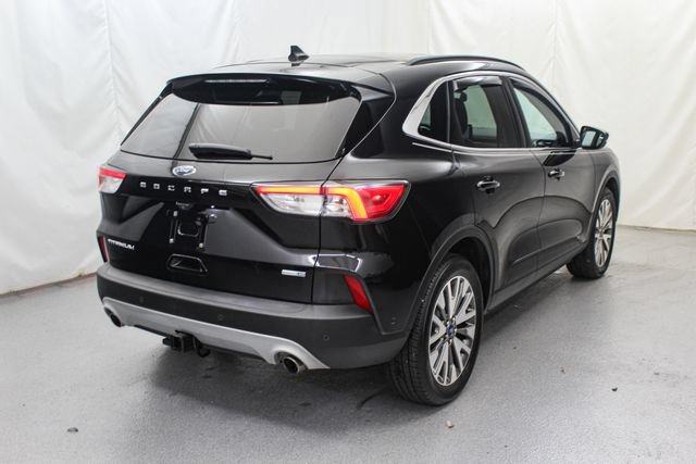 Certified 2020 Ford Escape Titanium w/ Titanium Premium Package 2.0 AWD/4WD image 7