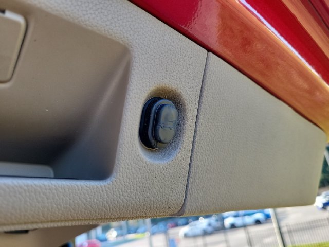 Used 2015 Chevrolet Tahoe LT RWD image 9
