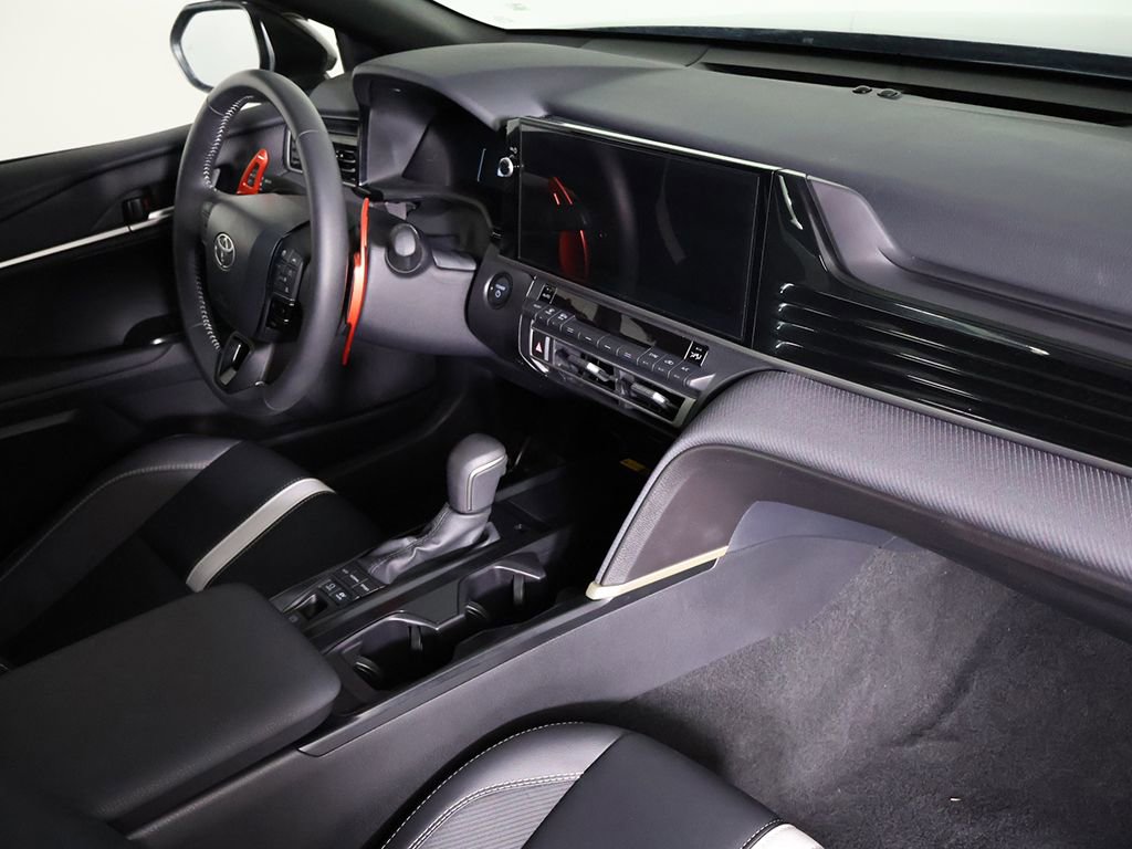 Used 2025 Toyota Camry SE FWD image 28