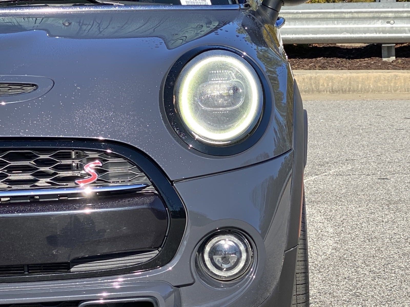 Used 2021 MINI Cooper S w/ Premium Package image 18