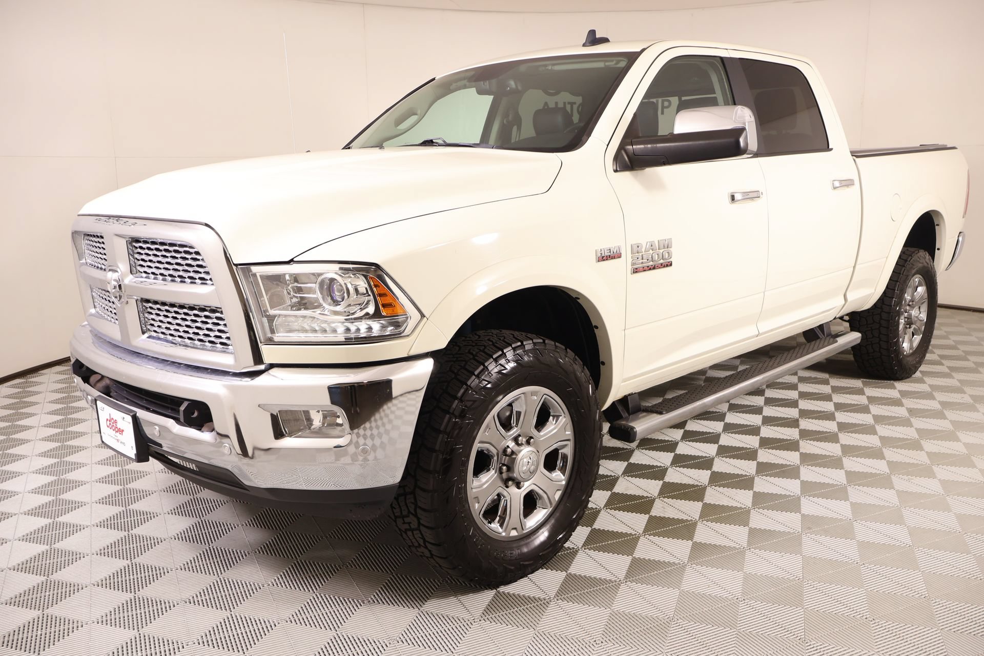 Used 2018 RAM 2500 Laramie AWD/4WD image 11