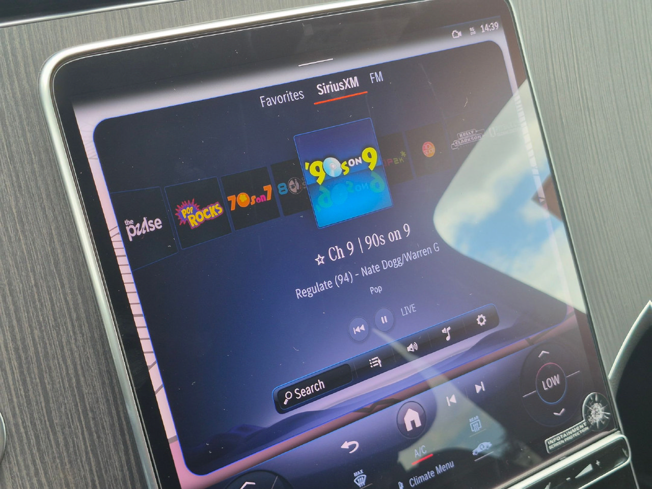 New 2027 Mercedes-Benz EQE 320+ SUV image 5