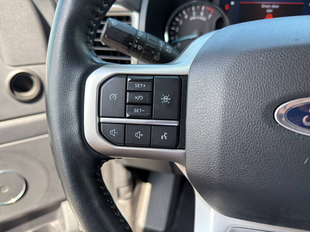 Used 2024 Ford Expedition XLT AWD/4WD image 15