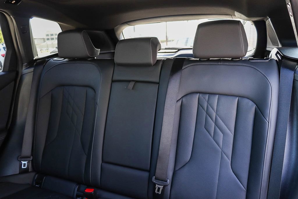 Used 2025 BMW X3 xDrive30i w/ Premium Package image 18