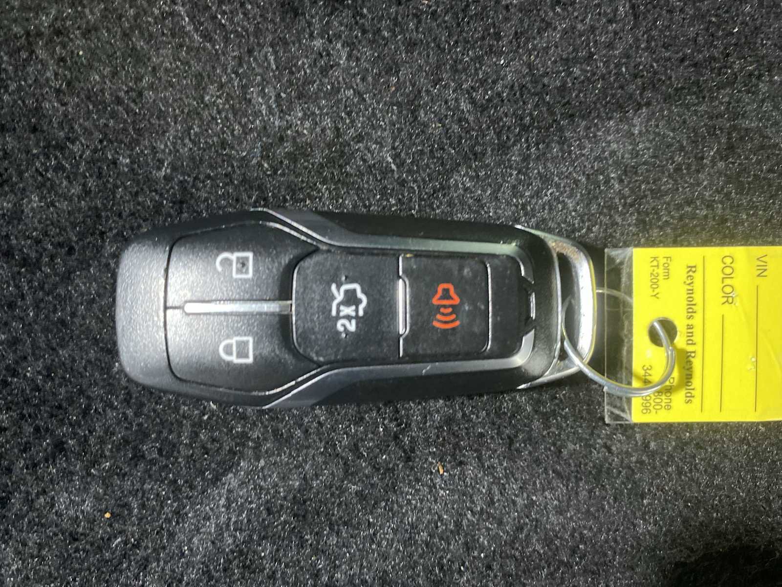 Used 2015 Ford Edge SEL image 20