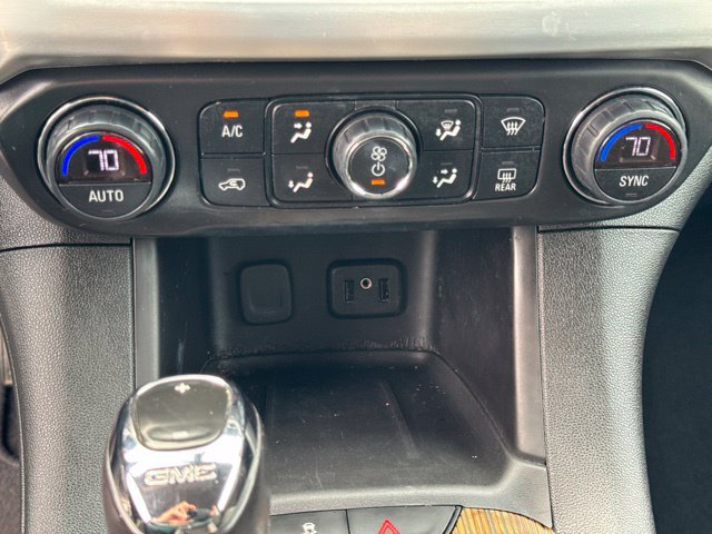 Used 2019 GMC Acadia SLE FWD image 41
