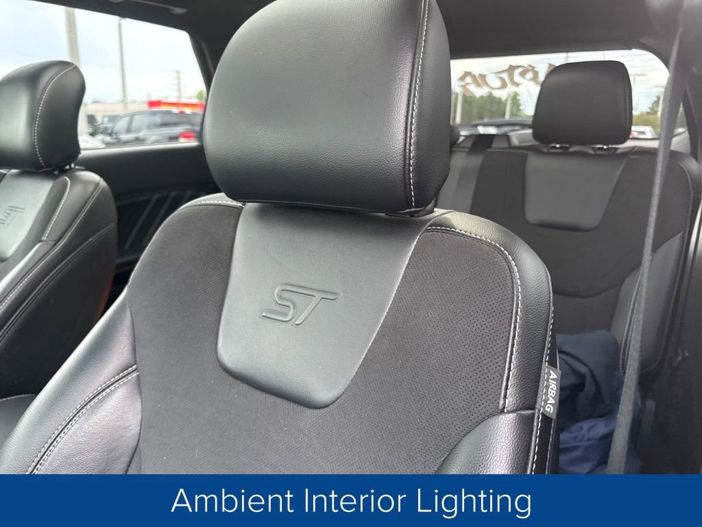 Used 2019 Ford Edge ST w/ Equipment Group 401A AWD/4WD image 14