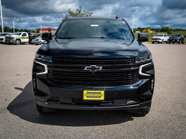 Used 2024 Chevrolet Tahoe RST w/ Luxury Package image 2