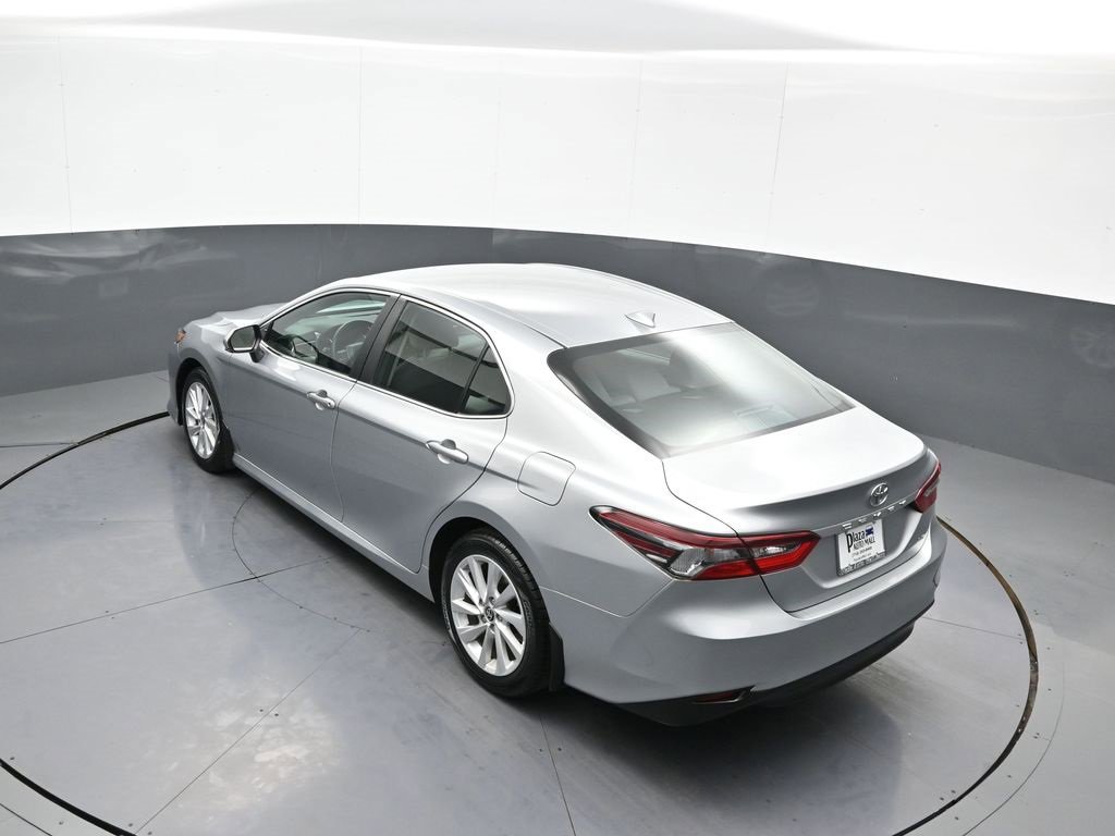 Certified 2021 Toyota Camry LE image 38