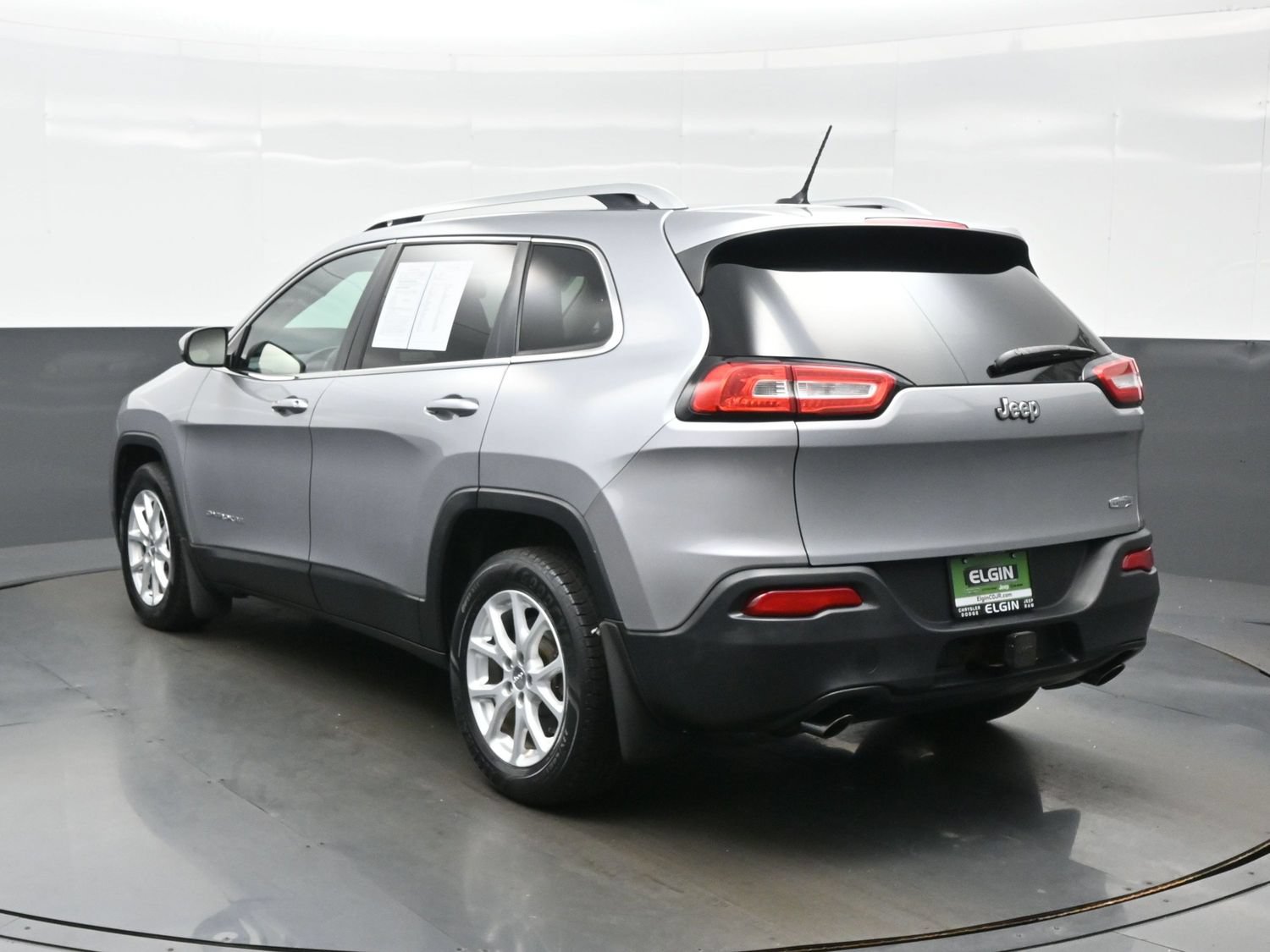 Used 2014 Jeep Cherokee Latitude w/ Trailer Tow Group FWD image 7