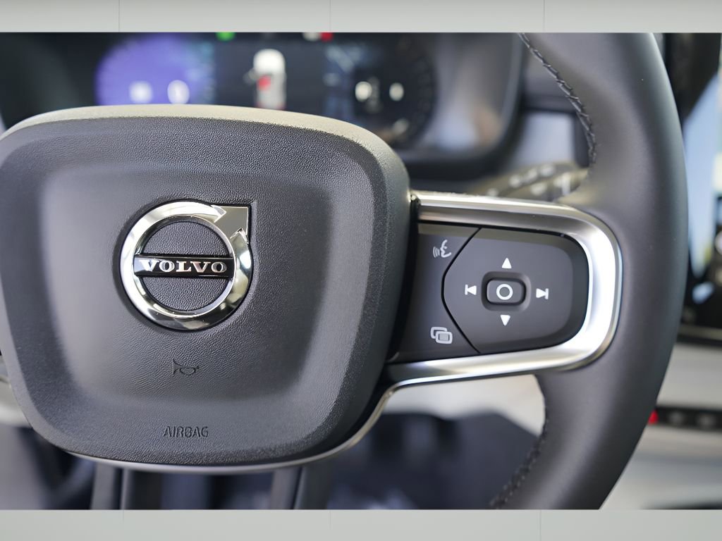 New 2026 Volvo XC40 B5 Ultra w/ Climate Package image 12