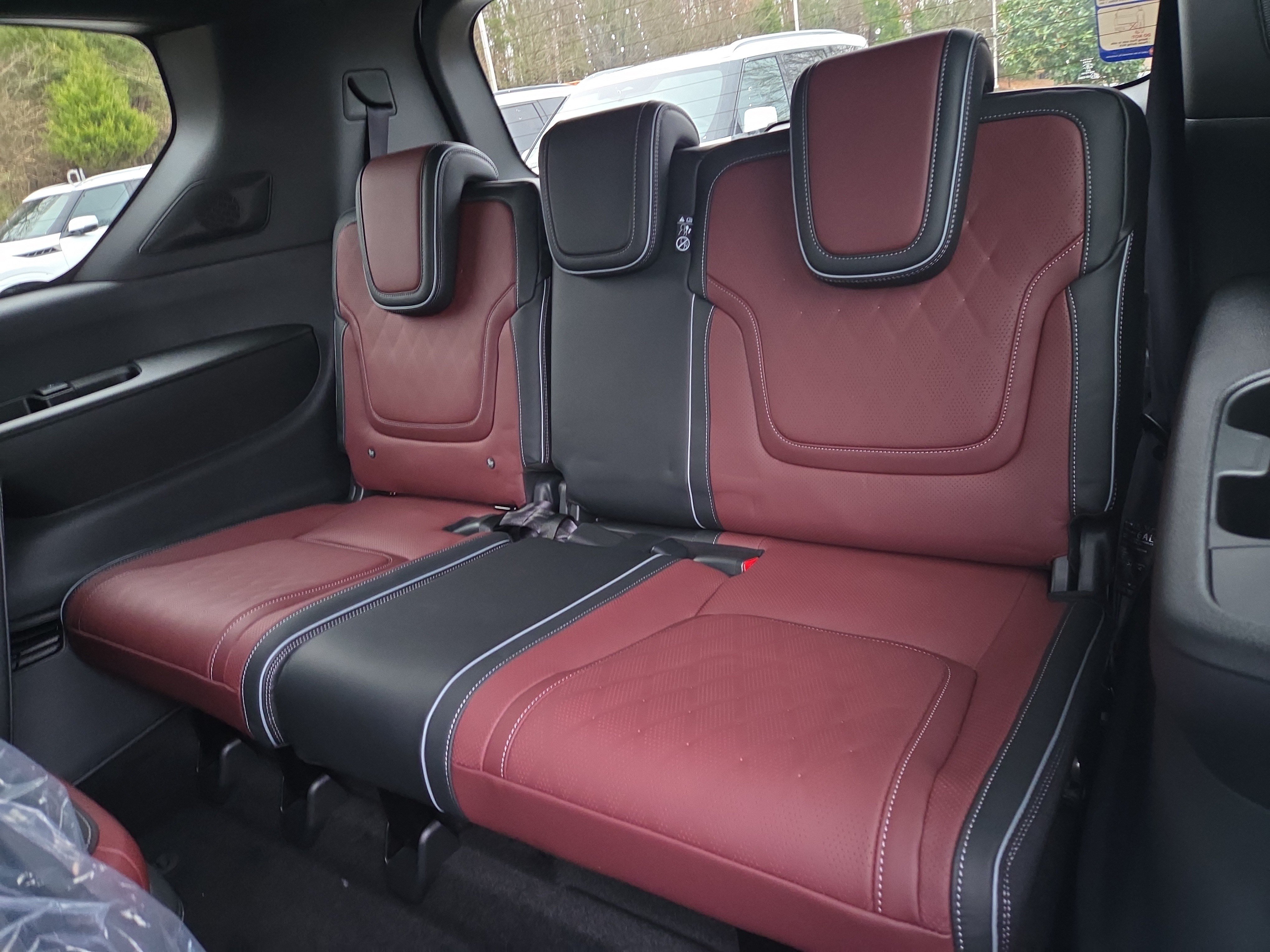 Used 2026 INFINITI QX80 Autograph w/ Premium Cargo Package AWD/4WD image 7