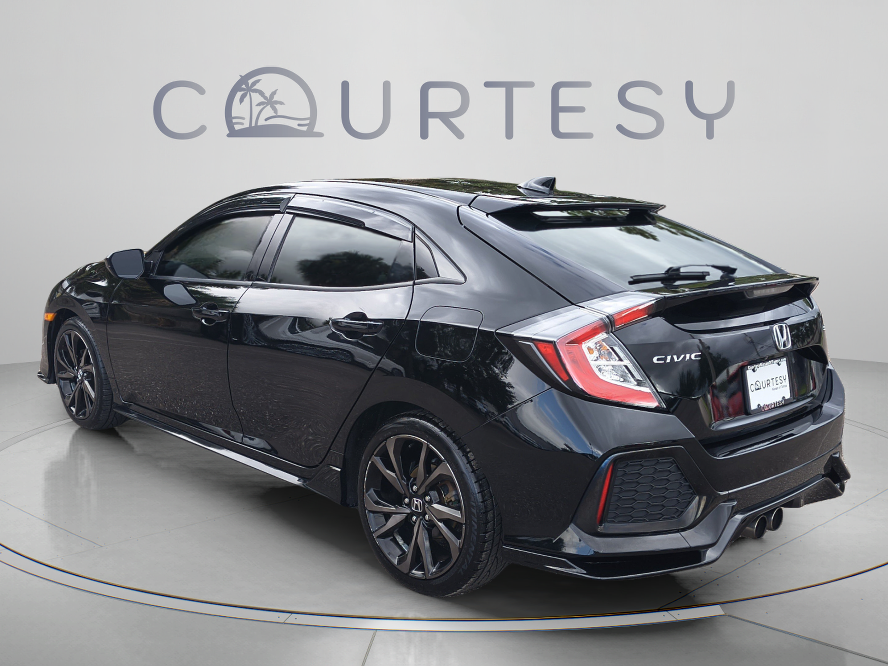 Used 2018 Honda Civic Sport image 5