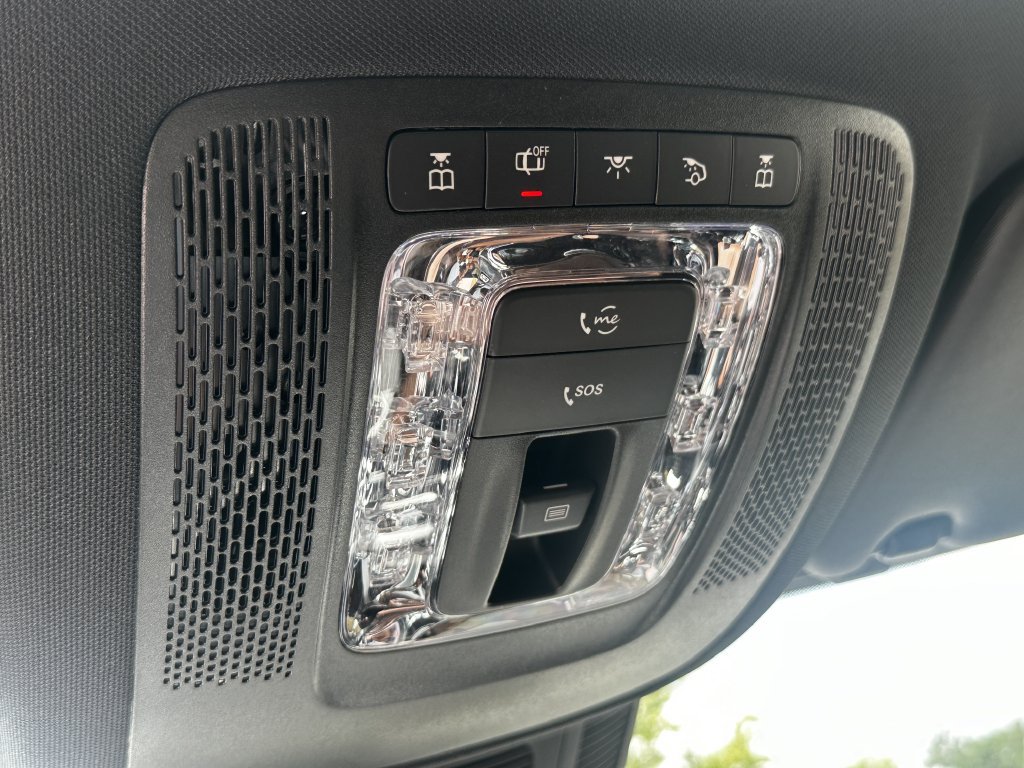 New 2026 Mercedes-Benz GLS 450 4MATIC image 32