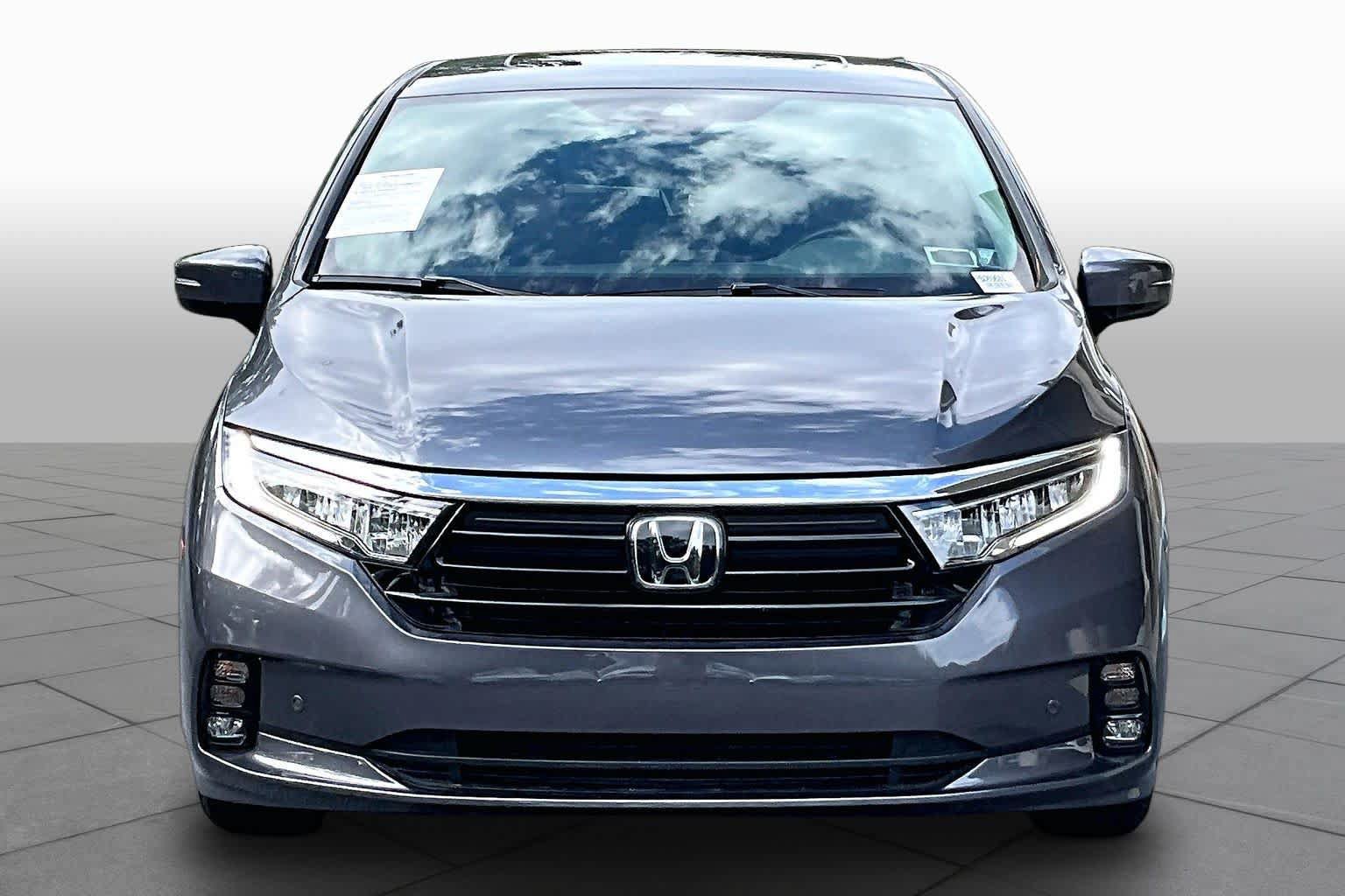 Used 2023 Honda Odyssey Elite image 4