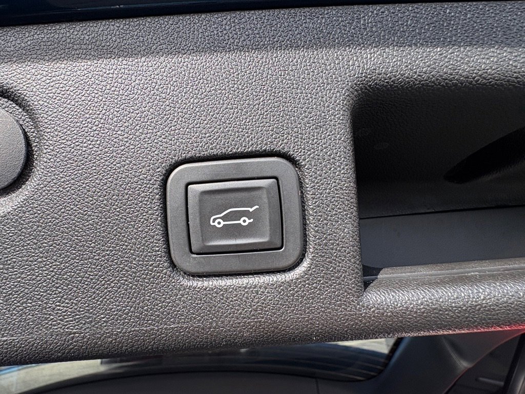 Used 2019 Chevrolet Equinox LT image 14