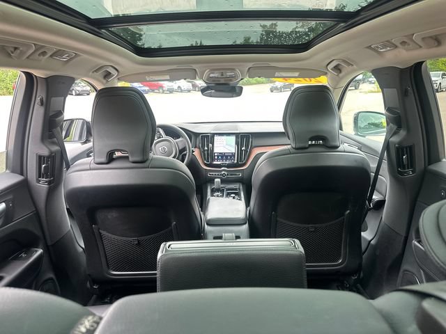 Used 2024 Volvo XC60 B5 Plus w/ Protection Package Premier AWD/4WD image 14