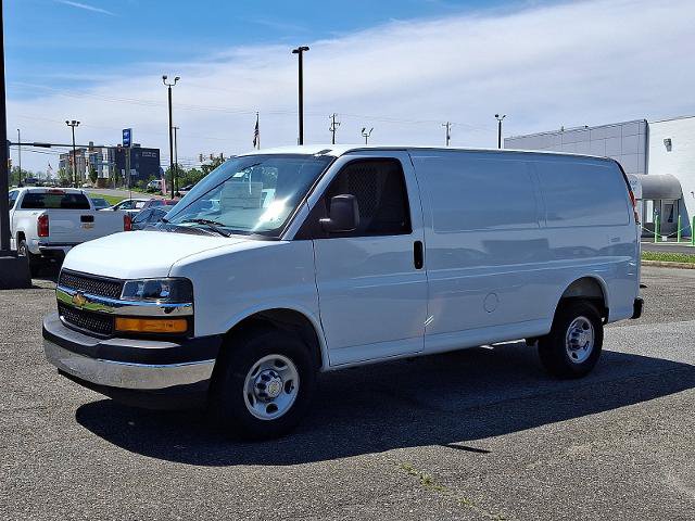 New 2026 Chevrolet Express 2500 w/ Driver Convenience Package RWD image 2