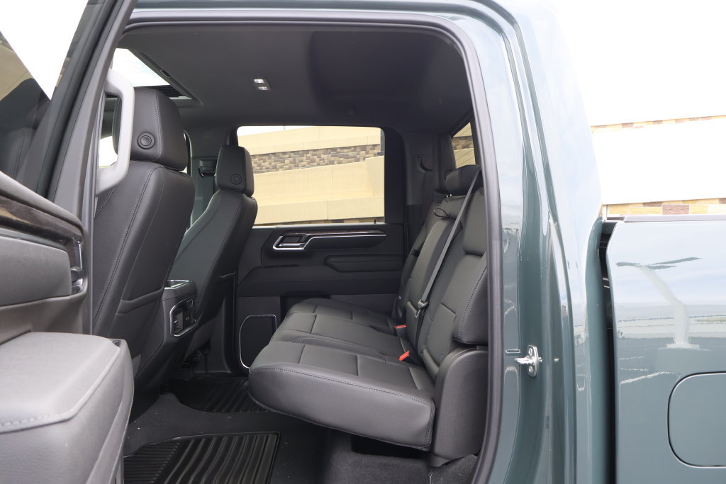 New 2026 Chevrolet Silverado 2500 LTZ w/ LTZ Premium Package AWD/4WD image 41