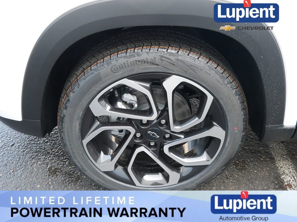 New 2026 Chevrolet Trax RS w/ Driver Confidence Package image 12