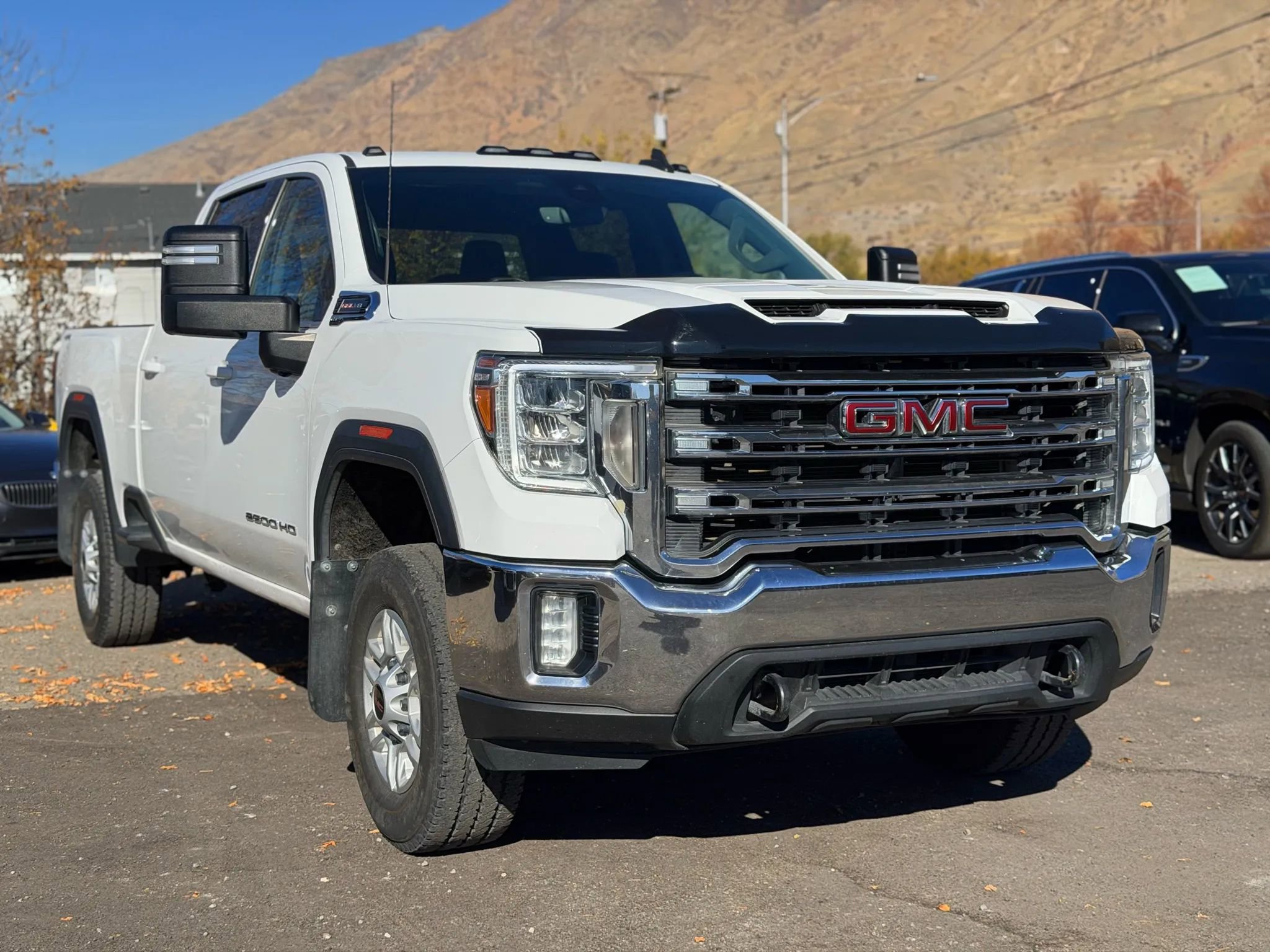 Used 2021 GMC Sierra 2500 SLE image 1