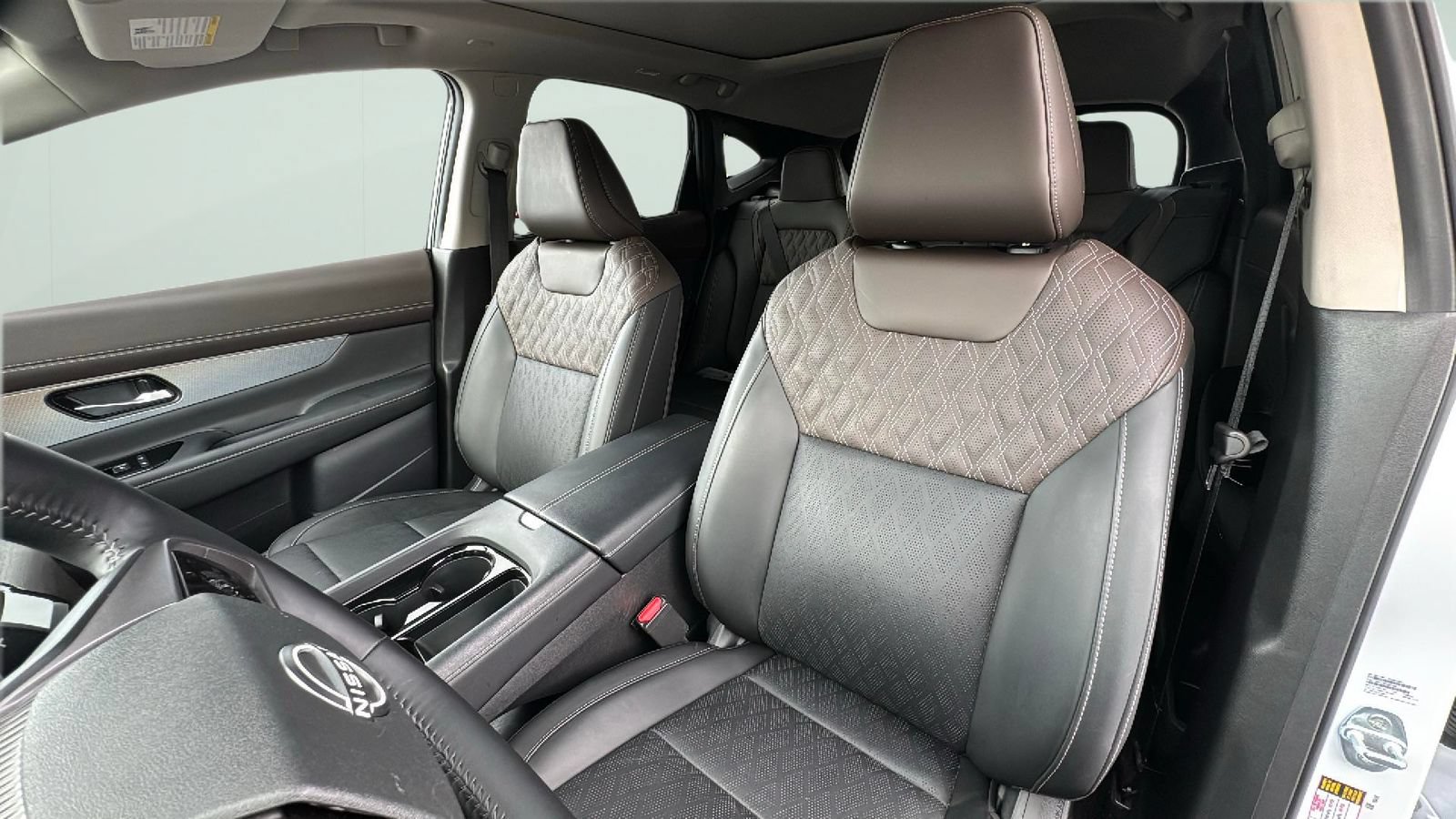 Used 2025 Nissan Murano Platinum w/ Cargo Package AWD/4WD image 13