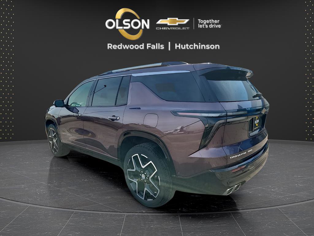 Used 2026 Chevrolet Traverse High Country image 3