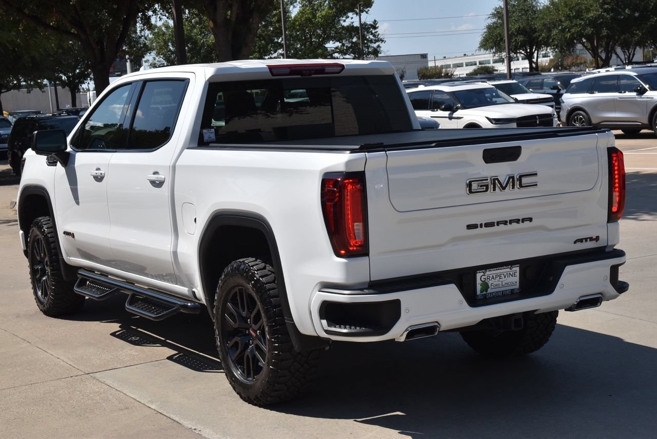 Used 2026 GMC Sierra 1500 AT4 w/ AT4 Premium Package AWD/4WD image 10