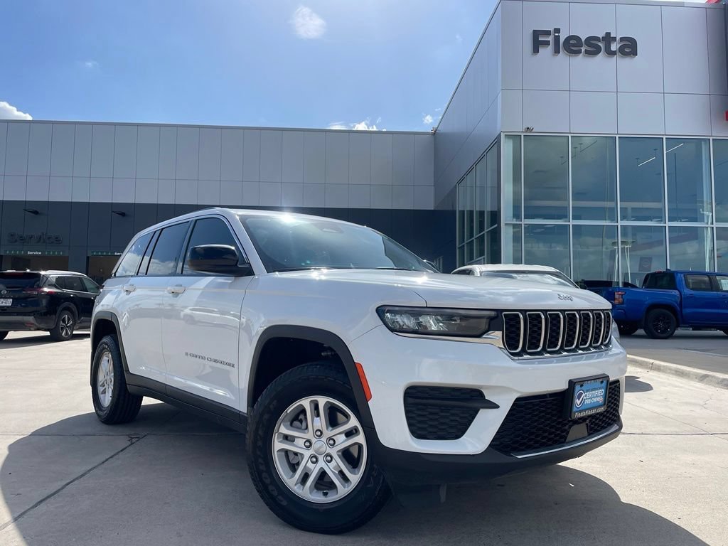 Used 2025 Jeep Grand Cherokee Laredo w/ MOPAR Finishing Package