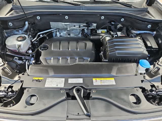 Used 2024 Volkswagen Atlas SEL Premium R-Line AWD/4WD image 12