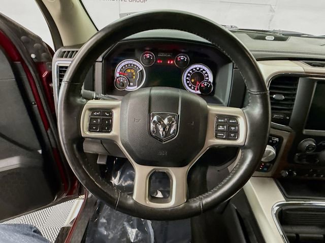 Used 2017 RAM 1500 Laramie w/ Convenience Group AWD/4WD image 13