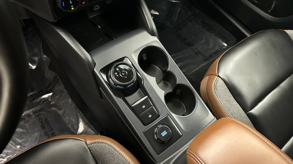 Used 2024 Ford Bronco Sport Outer Banks w/ Tech Package AWD/4WD image 15