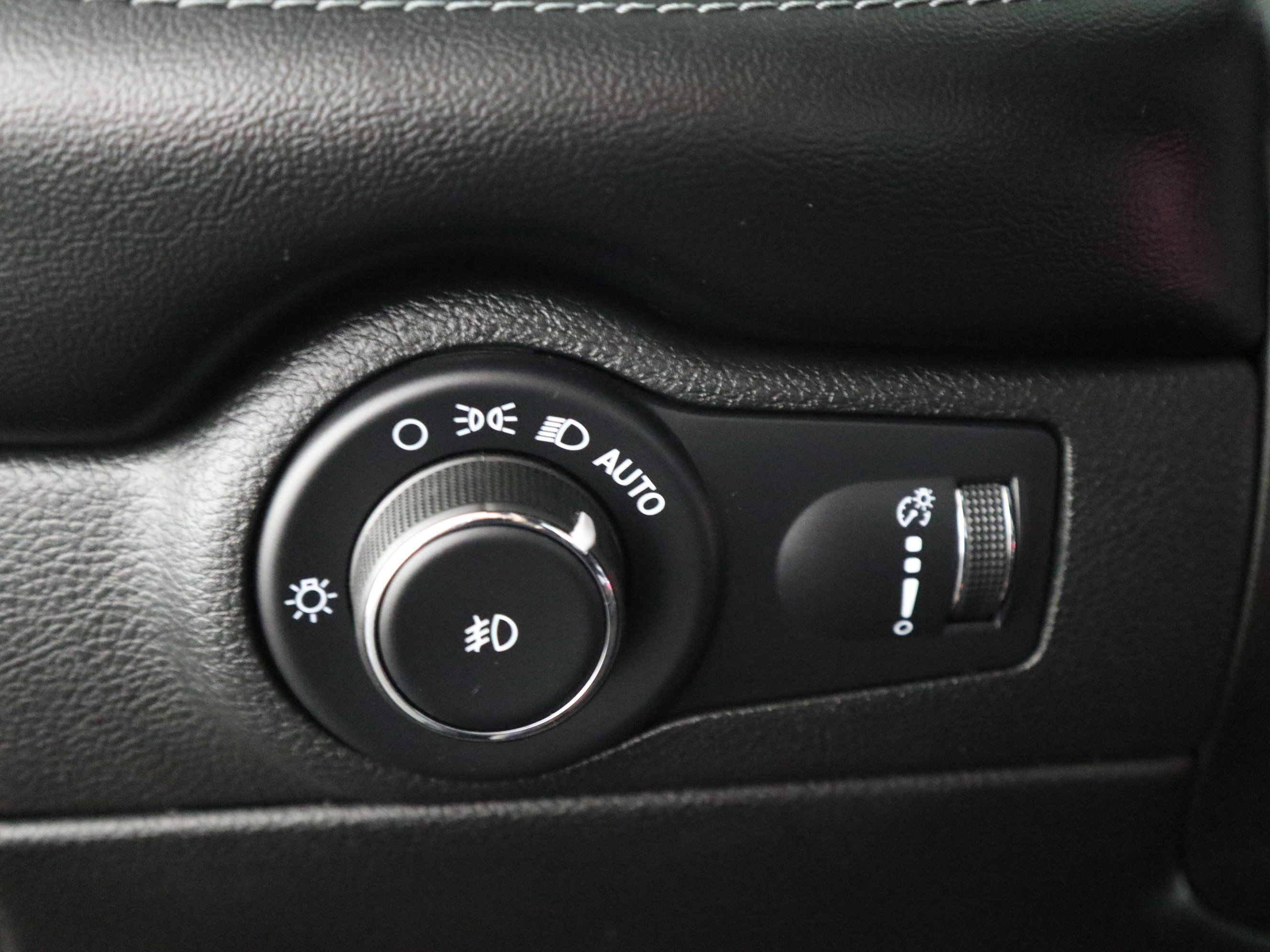 Used 2022 Dodge Durango GT w/ Blacktop Package image 28