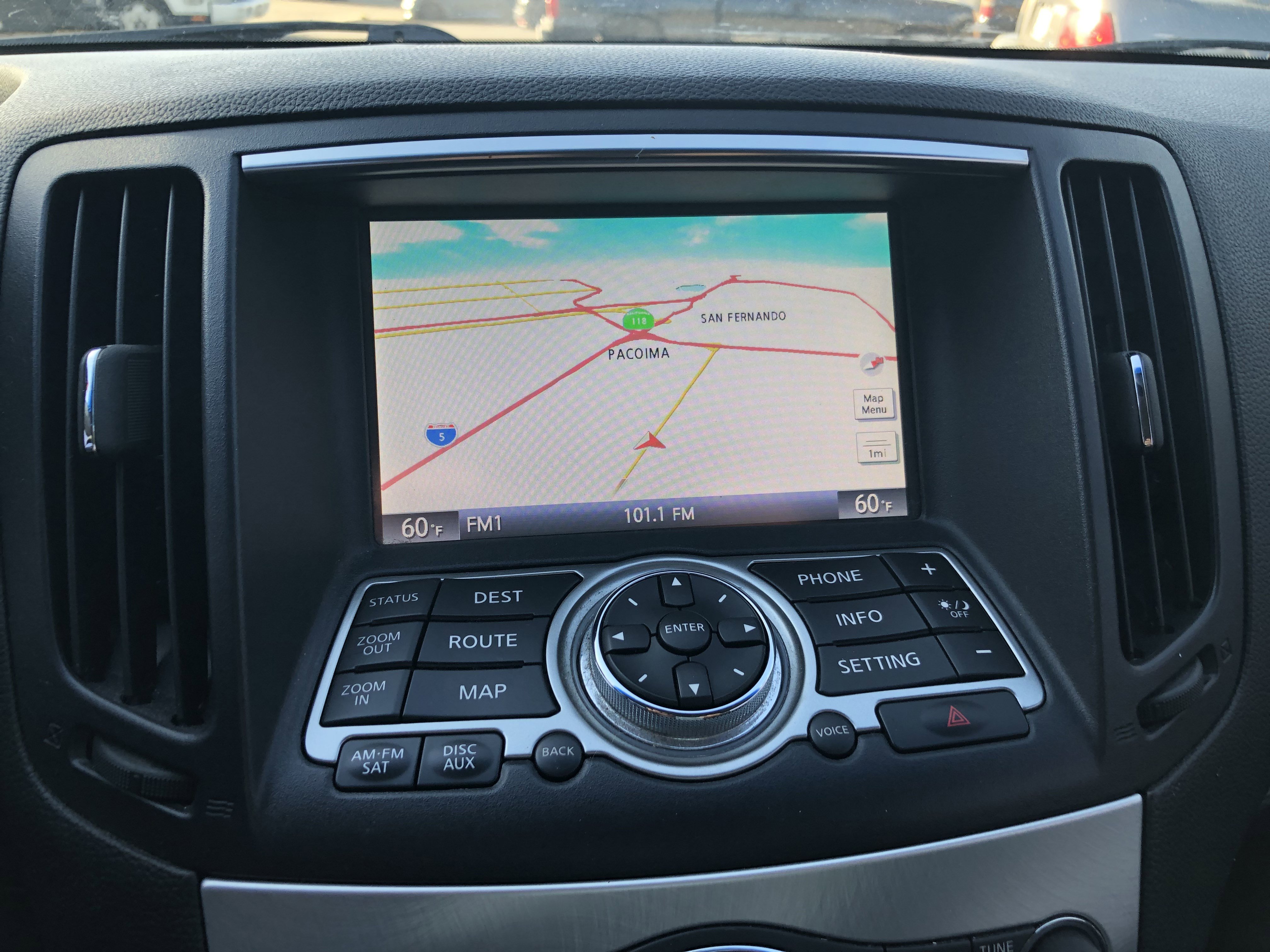 Used 2015 INFINITI Q60 Journey w/ Premium Package image 15