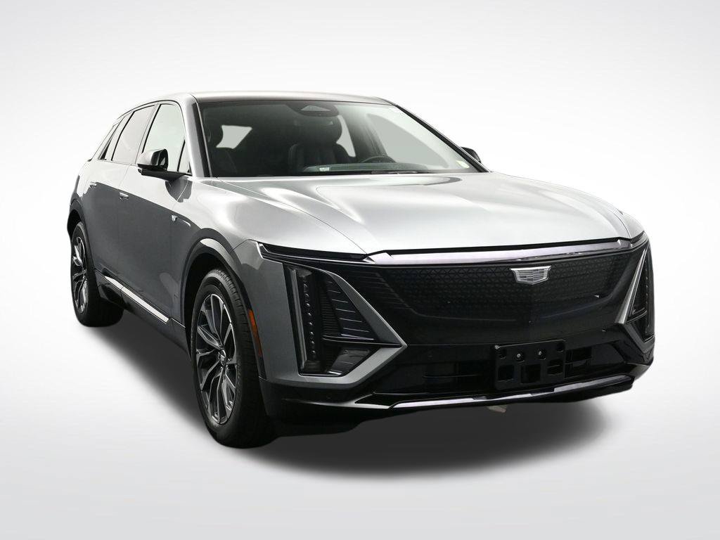 Certified 2026 Cadillac Lyriq Sport AWD/4WD image 7