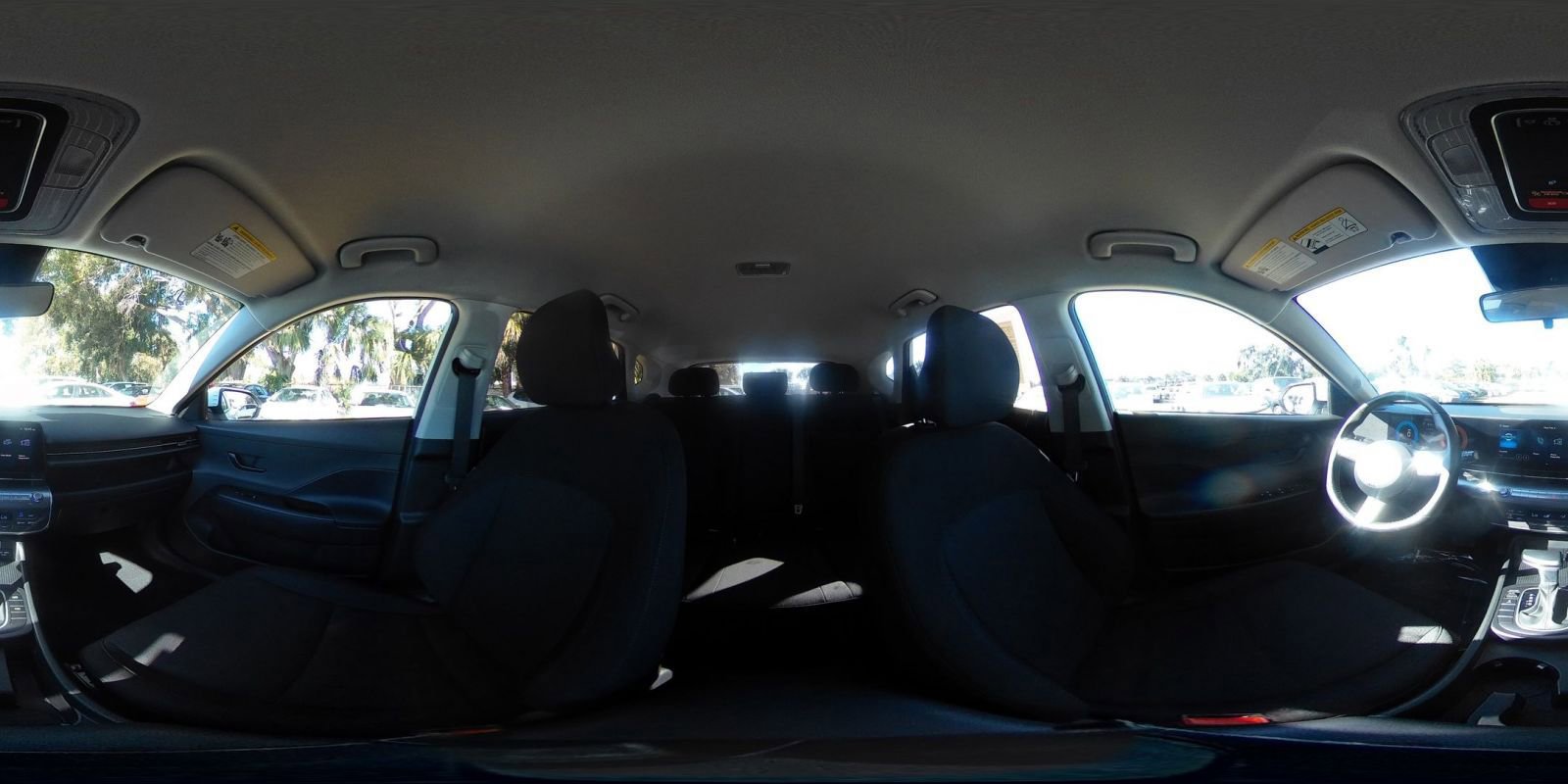 Used 2025 Hyundai Kona SEL image 44