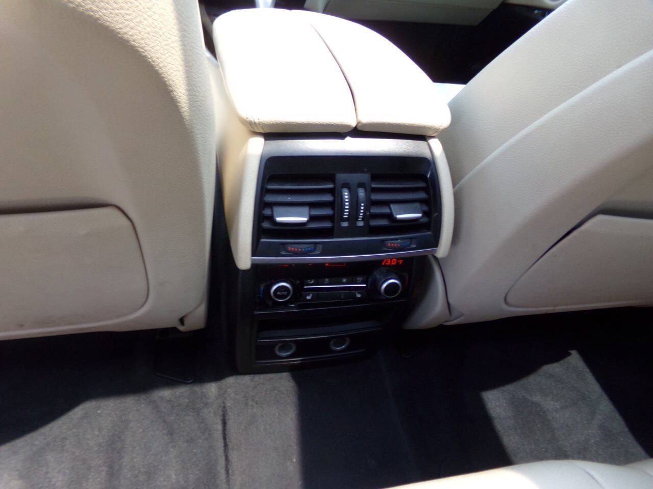 Used 2017 BMW X5 xDrive40e AWD/4WD image 16