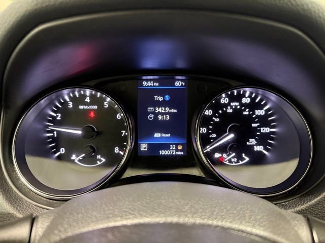 Used 2020 Nissan Rogue SV FWD image 15