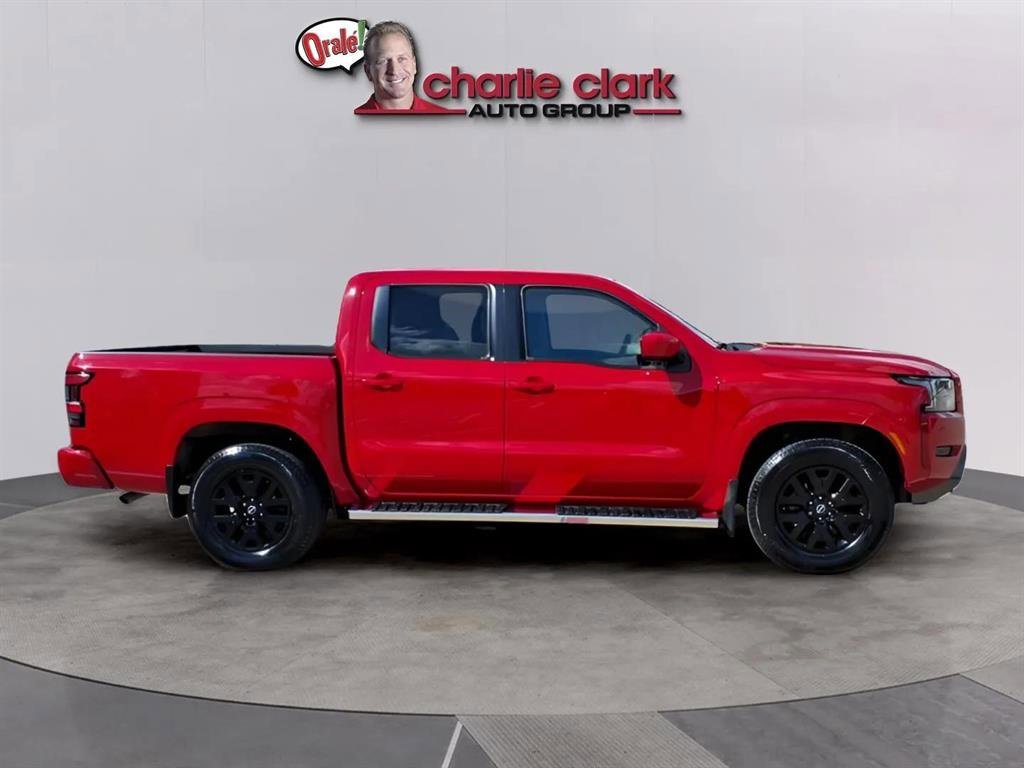 Used 2022 Nissan Frontier SV w/ Technology Package image 6