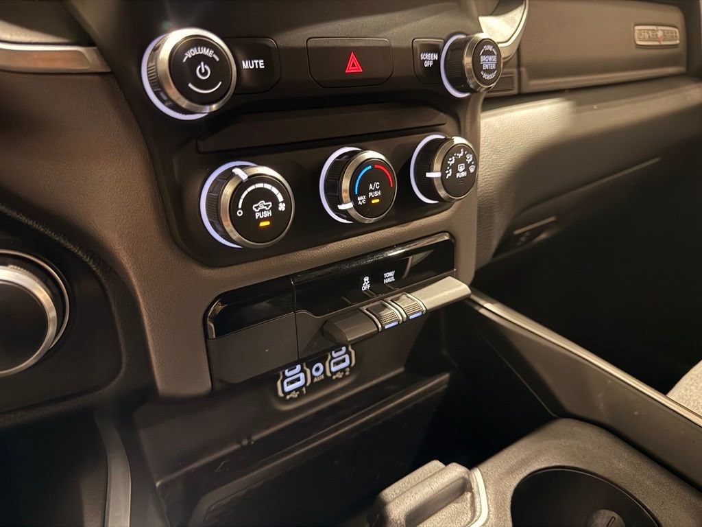 Used 2022 RAM 1500 Lone Star AWD/4WD image 27