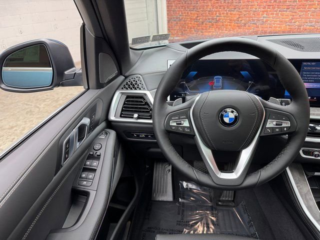 Used 2026 BMW X5 xDrive40i image 13