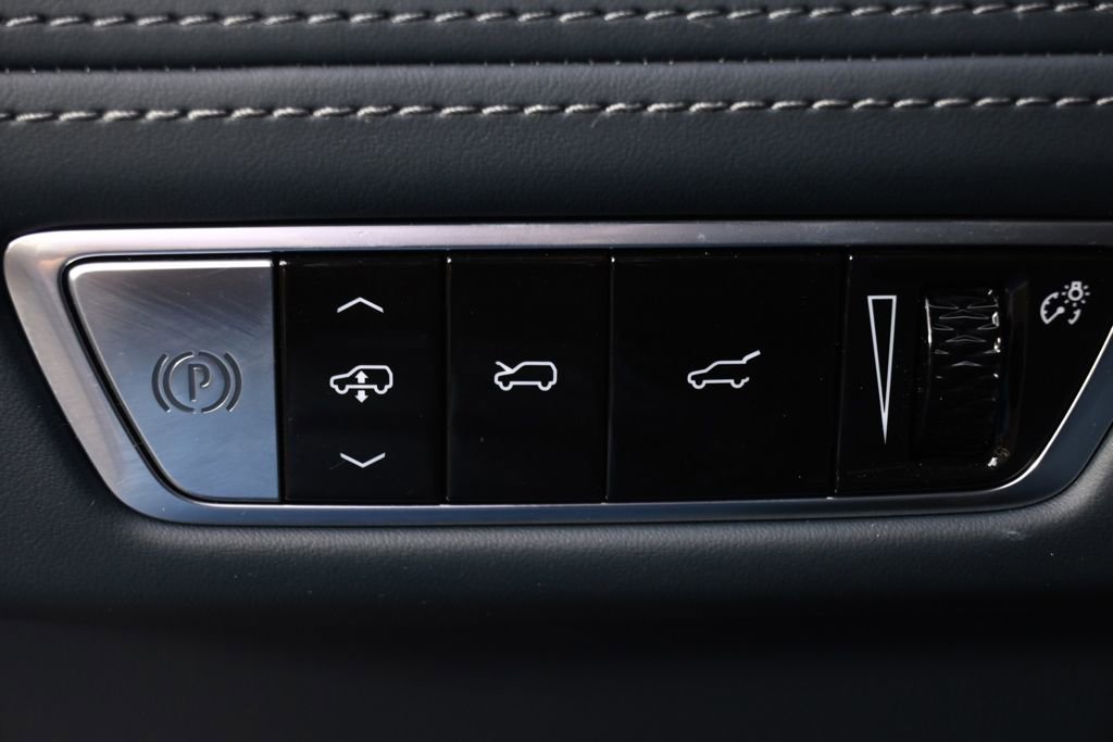 New 2025 Cadillac Escalade IQ Sport 2 image 25