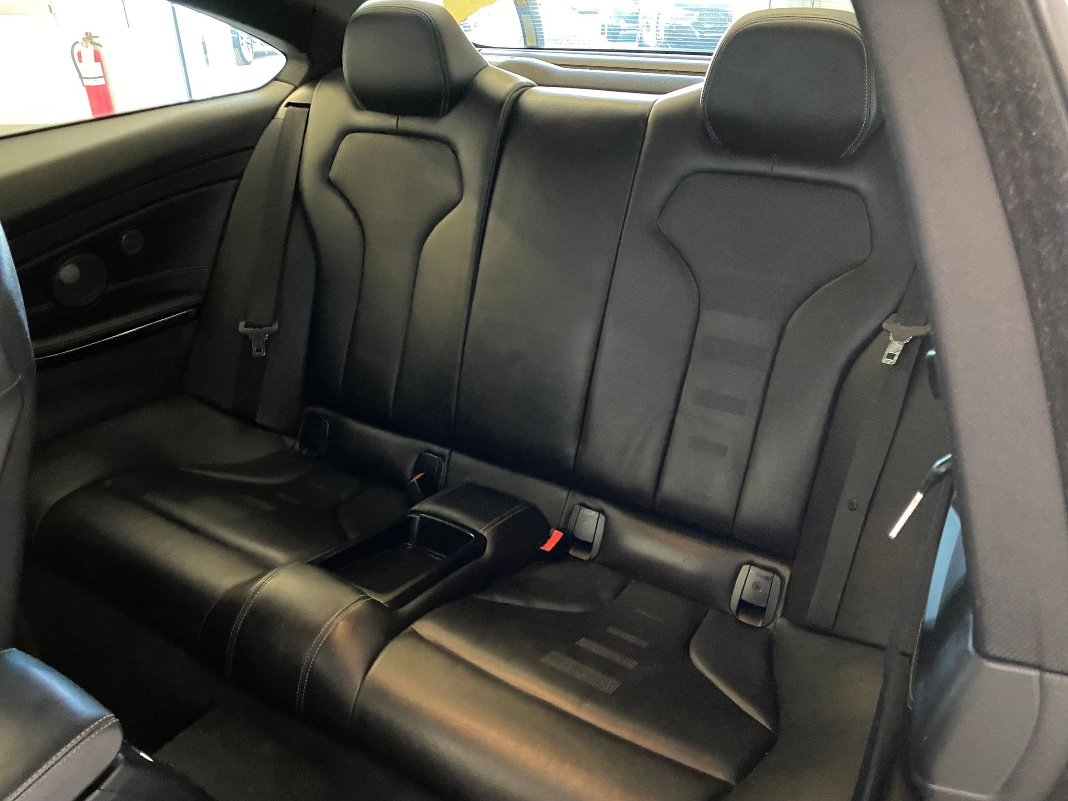 Used 2017 BMW M4 Coupe image 28