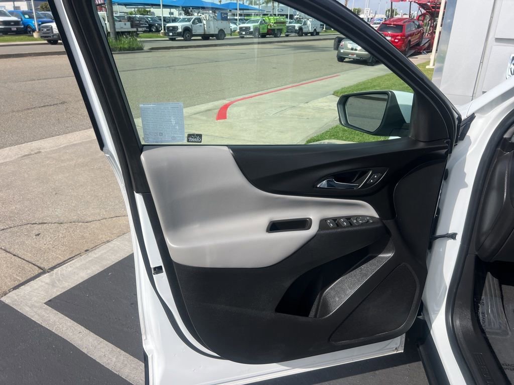 Used 2020 Chevrolet Equinox LT AWD/4WD image 33
