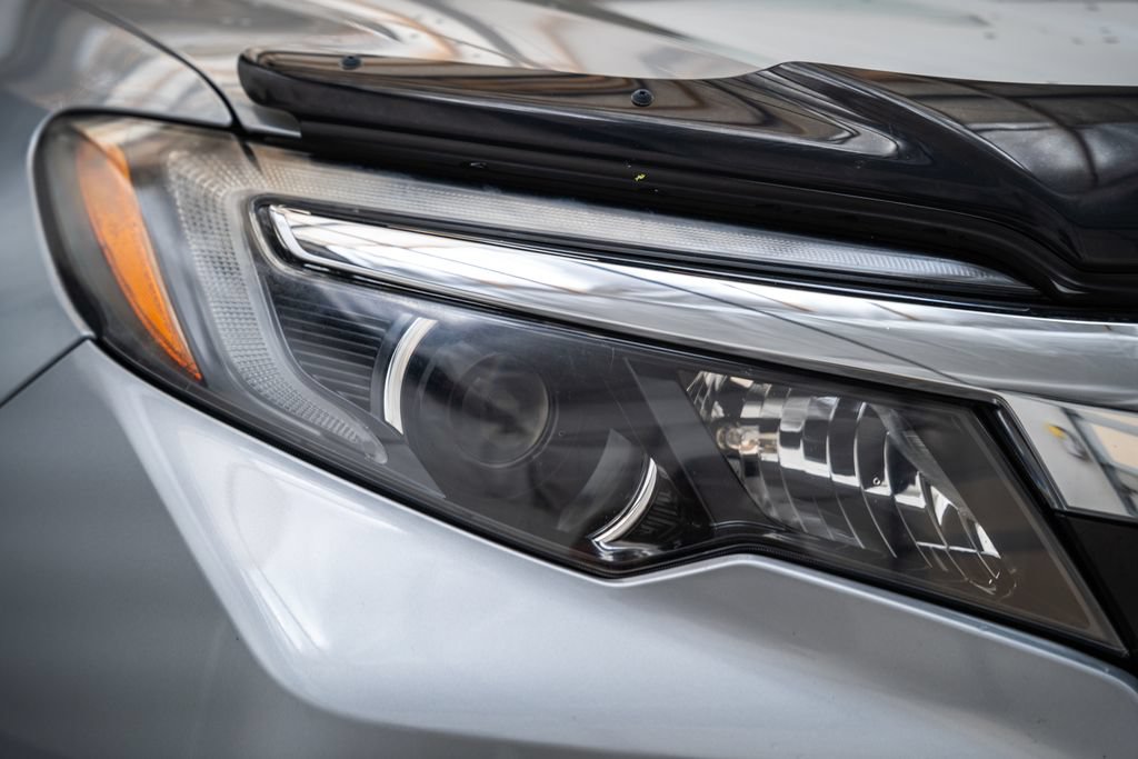 Used 2019 Honda Ridgeline Sport image 12