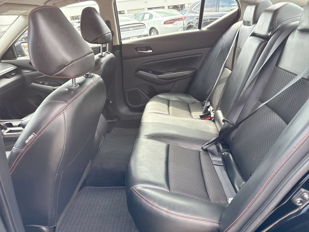 Used 2024 Nissan Altima 2.5 SR FWD image 26