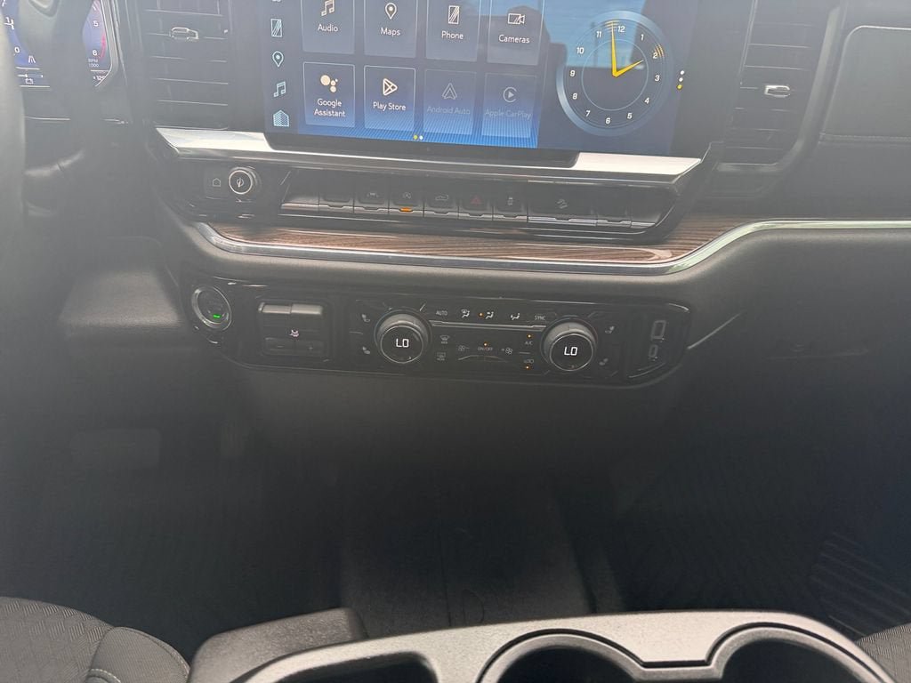 Used 2024 Chevrolet Silverado 1500 RST AWD/4WD image 13