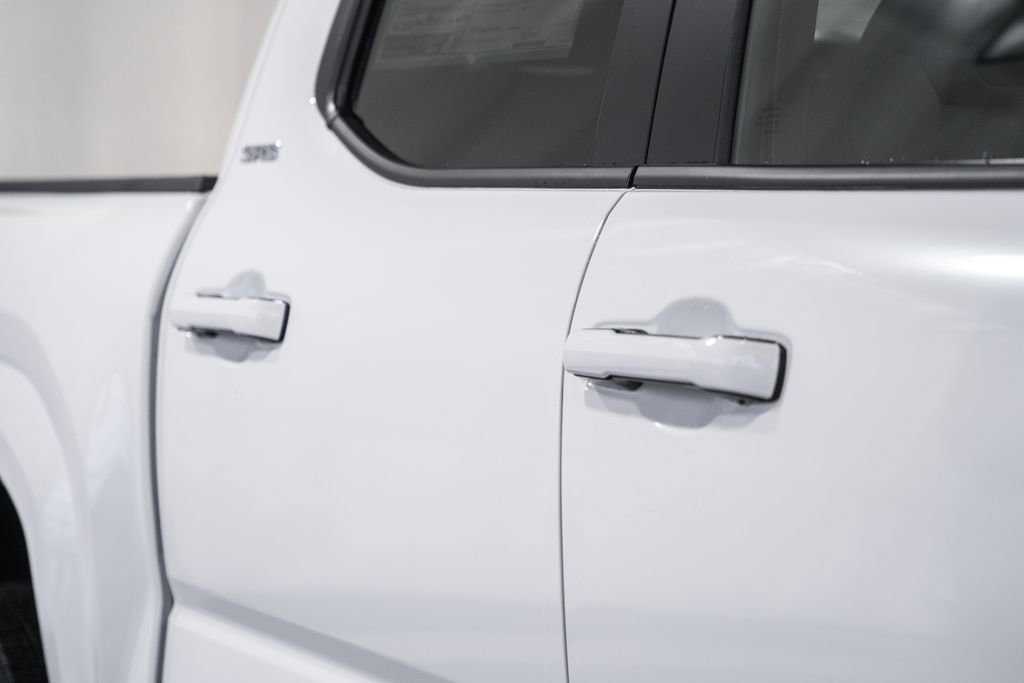 New 2026 Toyota Tacoma SR5 image 15